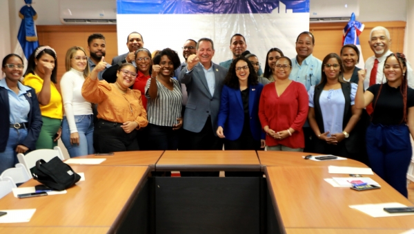 Promipyme inaugura Portal  “Emprende Promipyme” y programa de “Soñador a Emprendedor